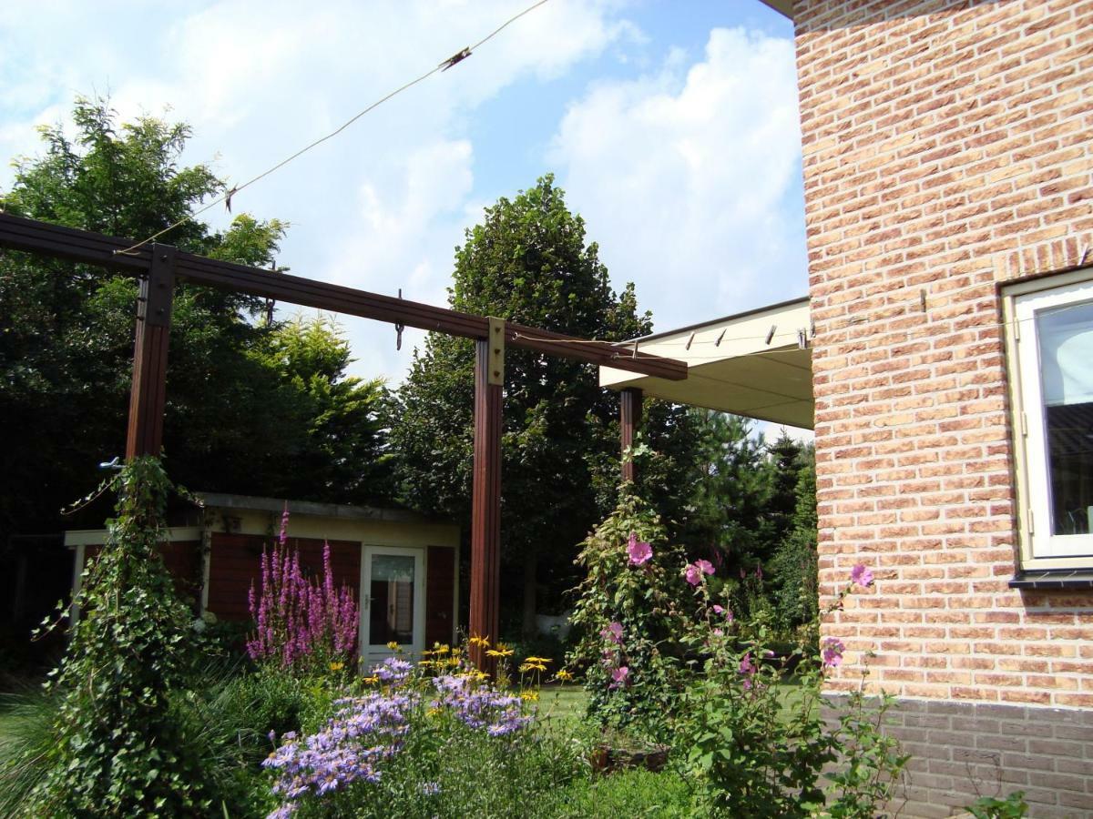 Vakantiehuis Petrarca Putten Kültér fotó